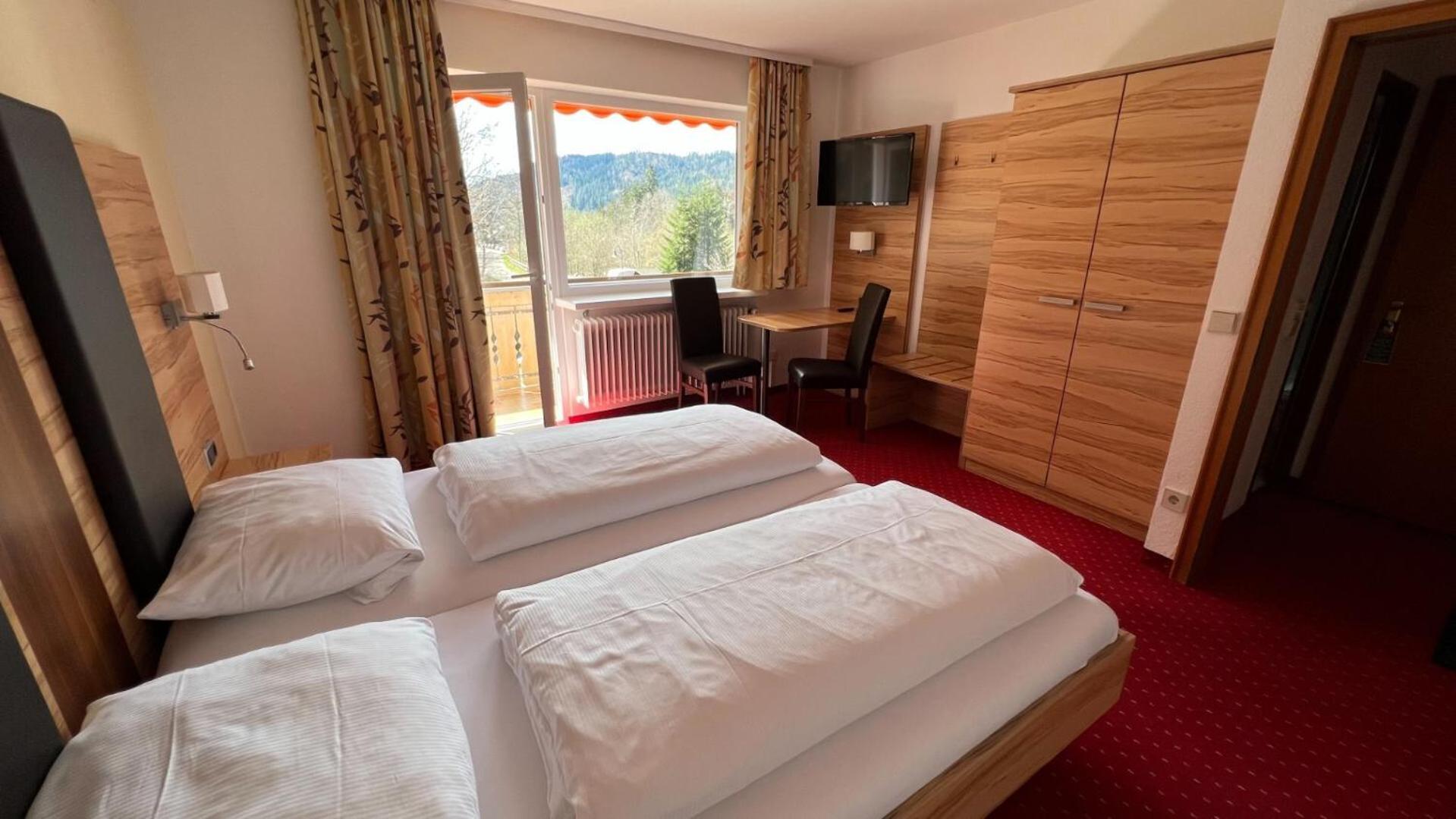 Hotel Silberfelsen Menzenschwand Exterior photo